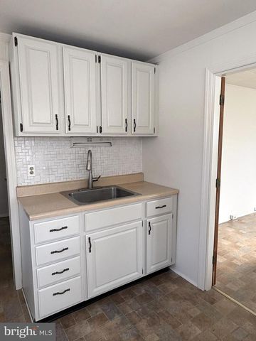 115 COMPASS RD, Baltimore, MD 21220