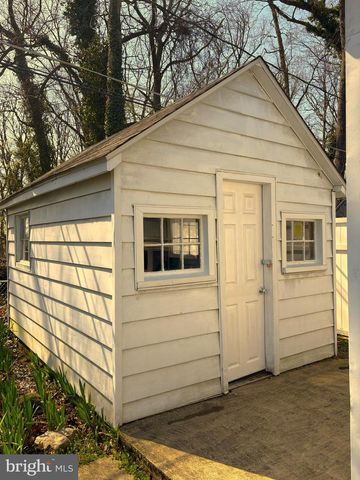 115 COMPASS RD, Baltimore, MD 21220