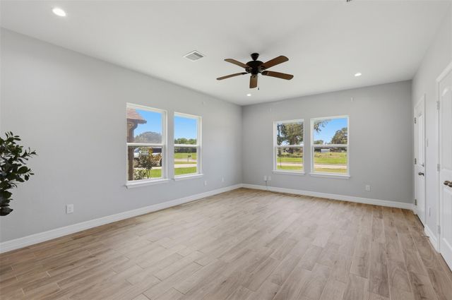 249 Mcdade Street, Hempstead, TX 77445