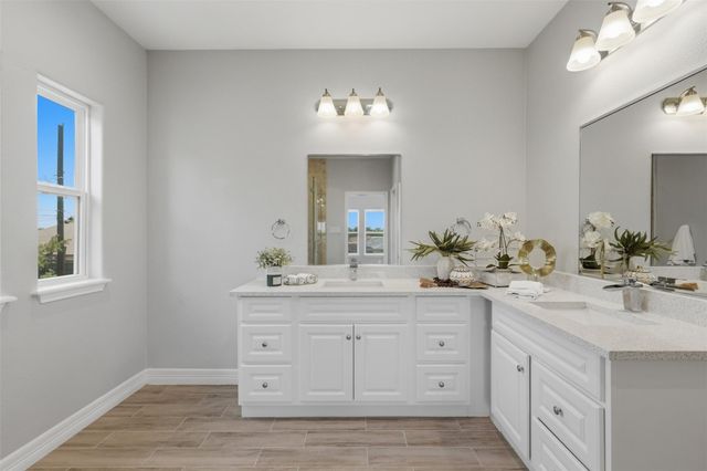249 Mcdade Street, Hempstead, TX 77445