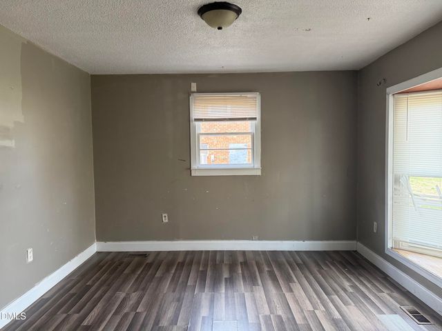 2123 Wiggins Street, Burlington, NC 27215