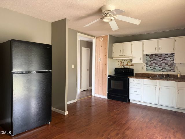 2123 Wiggins Street, Burlington, NC 27215