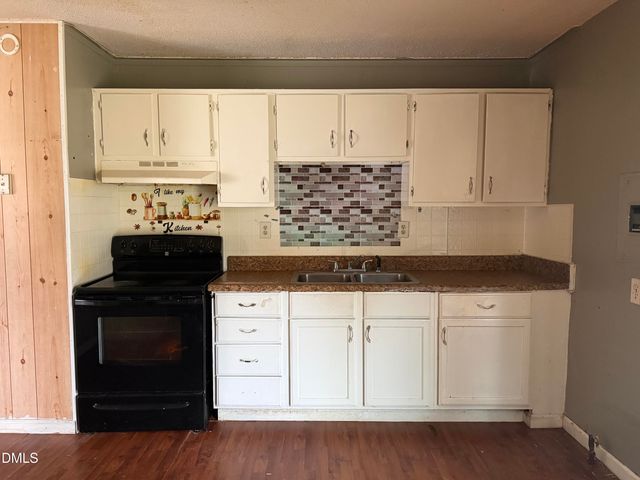 2123 Wiggins Street, Burlington, NC 27215