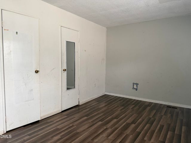 2123 Wiggins Street, Burlington, NC 27215