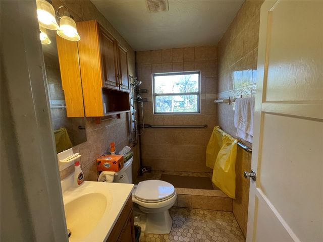 6642 Teluco Street, Houston, TX 77055