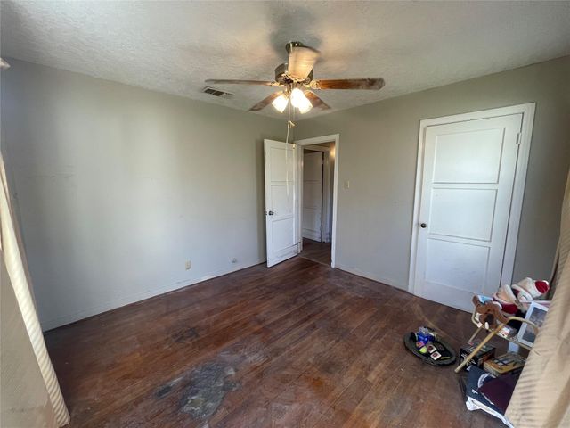 6642 Teluco Street, Houston, TX 77055