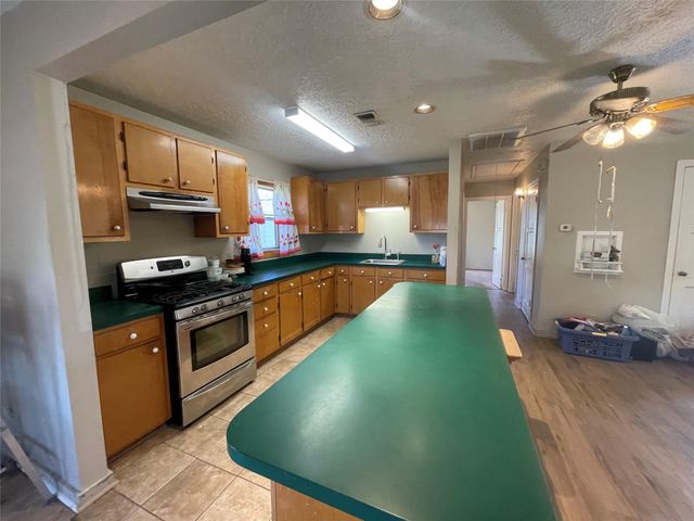 6642 Teluco Street, Houston, TX 77055