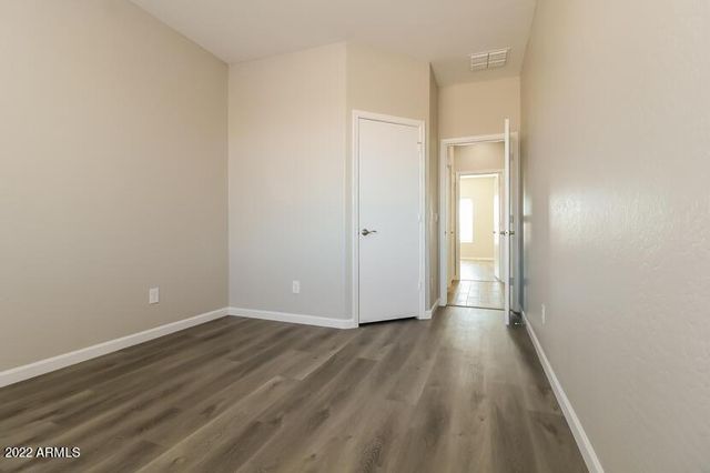 709 E Whyman Avenue, Avondale, AZ 85323