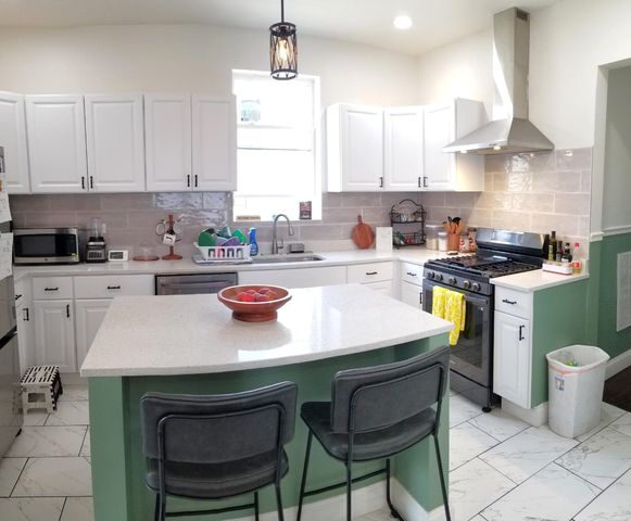 6714 S Ada Street, Chicago, IL 60636