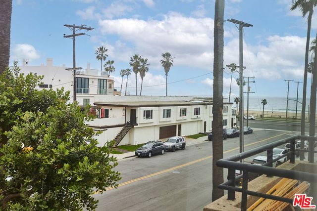 1200 Pacific Coast Highway 305, Huntington Beach, CA 92648