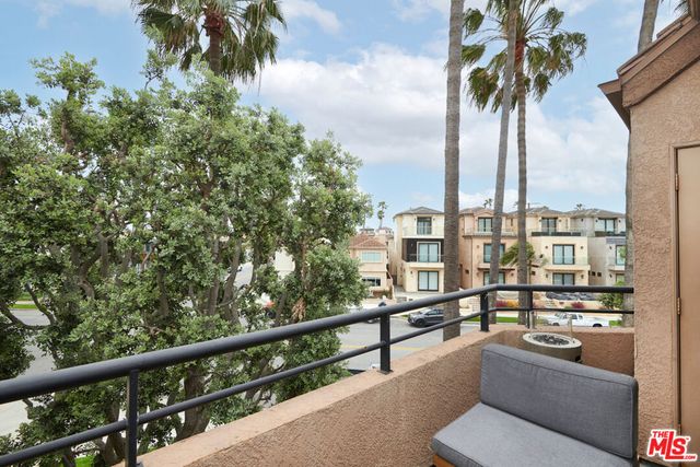 1200 Pacific Coast Highway 305, Huntington Beach, CA 92648