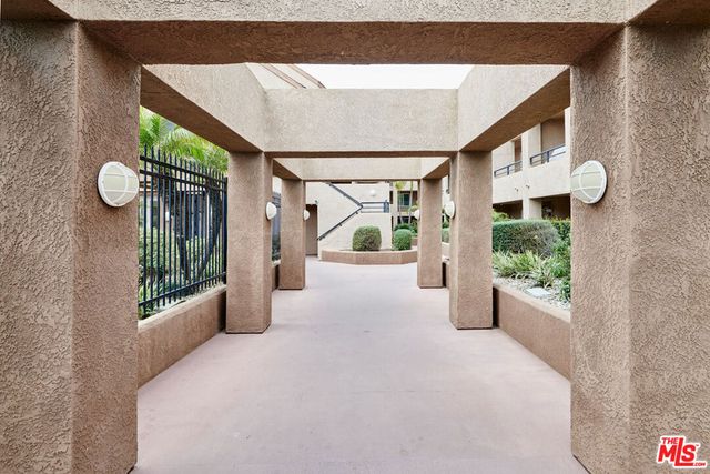 1200 Pacific Coast Highway 305, Huntington Beach, CA 92648