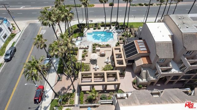 1200 Pacific Coast Highway 305, Huntington Beach, CA 92648