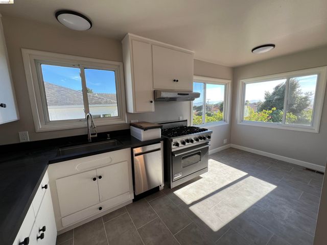 2635 MONTE VISTA AVE., El Cerrito, CA 94530