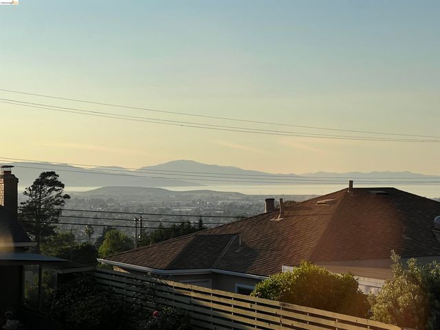 2635 MONTE VISTA AVE., El Cerrito, CA 94530