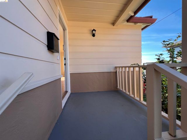 2635 MONTE VISTA AVE., El Cerrito, CA 94530