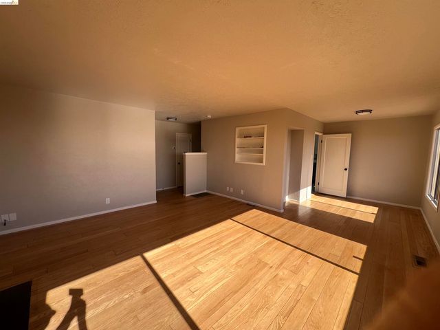 2635 MONTE VISTA AVE., El Cerrito, CA 94530