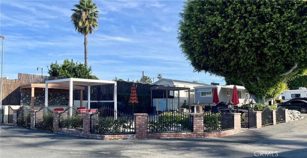 16540 Whittier 6, Whittier, CA 90603
