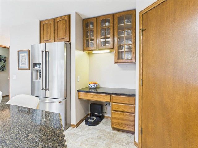 704 Augusta Drive, Waunakee, WI 53597