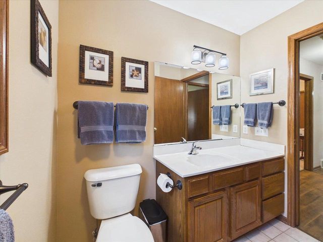 704 Augusta Drive, Waunakee, WI 53597