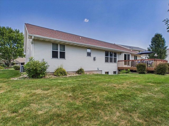 704 Augusta Drive, Waunakee, WI 53597