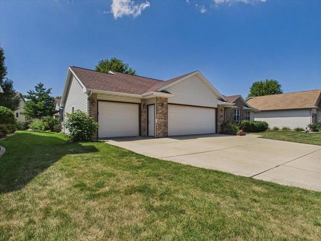 704 Augusta Drive, Waunakee, WI 53597