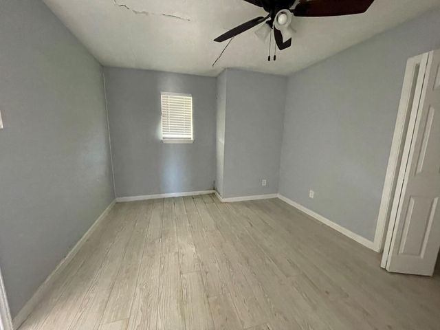 17202 Sunshine Street, Houston, TX 77049