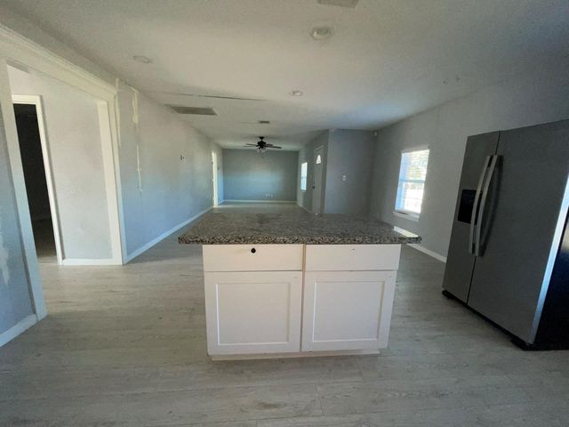 17202 Sunshine Street, Houston, TX 77049