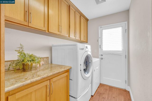 5565 Banff Ct, Concord, CA 94521