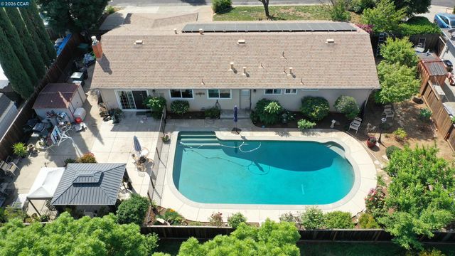 5565 Banff Ct, Concord, CA 94521