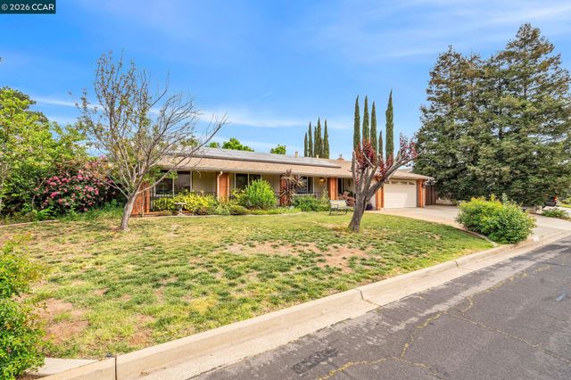 5565 Banff Ct, Concord, CA 94521