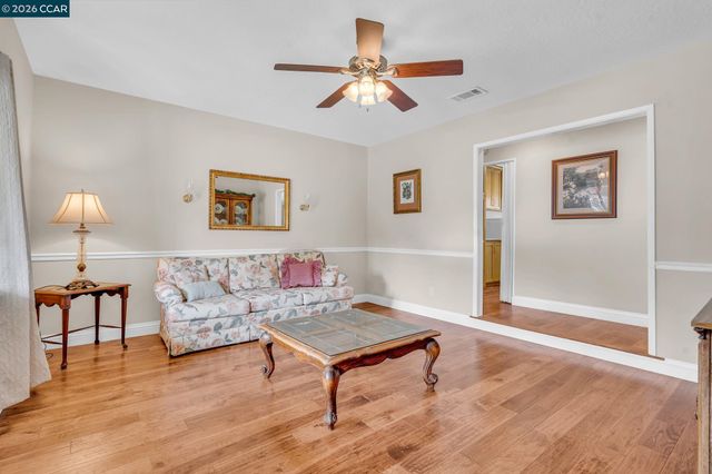 5565 Banff Ct, Concord, CA 94521