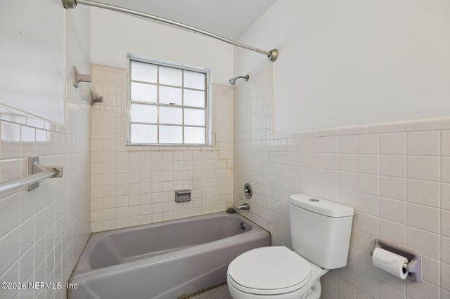 6841 MADRID Avenue, Jacksonville, FL 32217