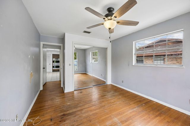 6841 MADRID Avenue, Jacksonville, FL 32217