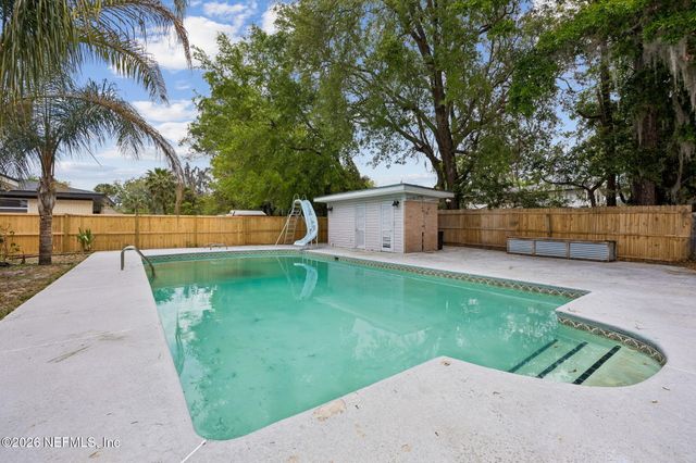 6841 MADRID Avenue, Jacksonville, FL 32217