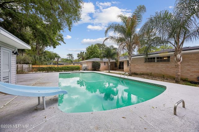 6841 MADRID Avenue, Jacksonville, FL 32217