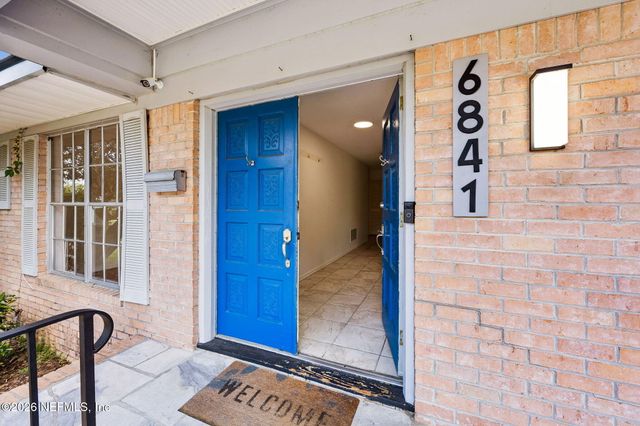 6841 MADRID Avenue, Jacksonville, FL 32217