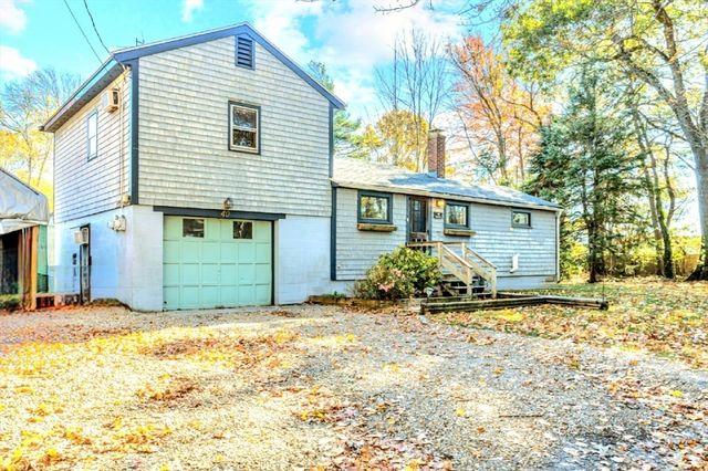 40 3rd Ave, Halifax, MA 02338