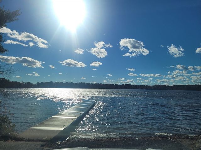 40 3rd Ave, Halifax, MA 02338