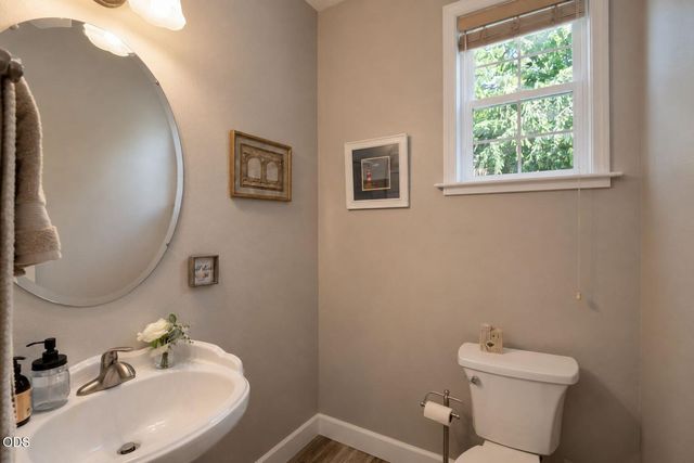 4110 Hemlock Drive, Medford, OR 97504