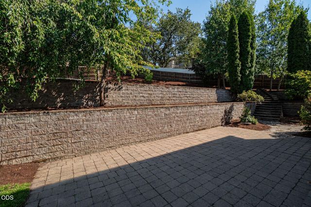 4110 Hemlock Drive, Medford, OR 97504