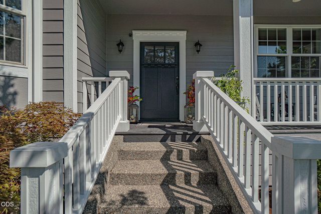 4110 Hemlock Drive, Medford, OR 97504