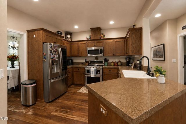 4110 Hemlock Drive, Medford, OR 97504