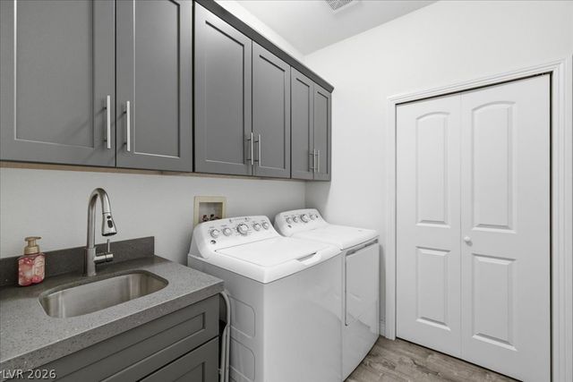 5411 Fernwood Court, Pahrump, NV 89061