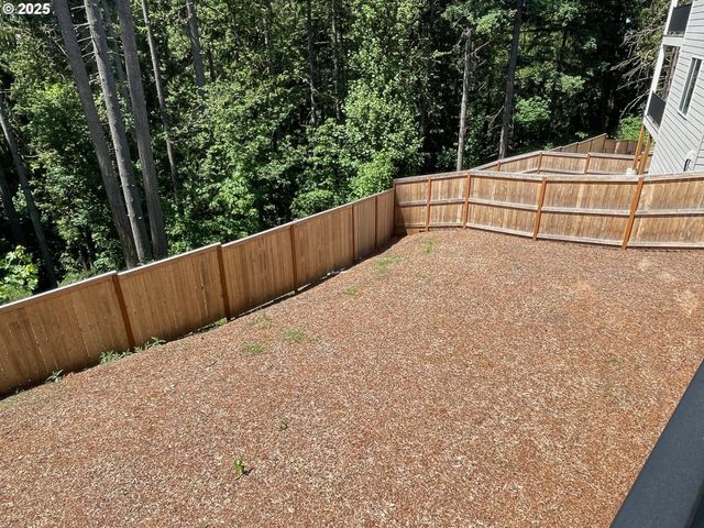 7827 Sw THORNBRIDGE Ter, Beaverton, OR 97007