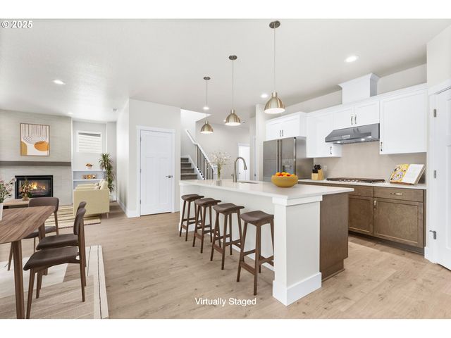 7827 Sw THORNBRIDGE Ter, Beaverton, OR 97007