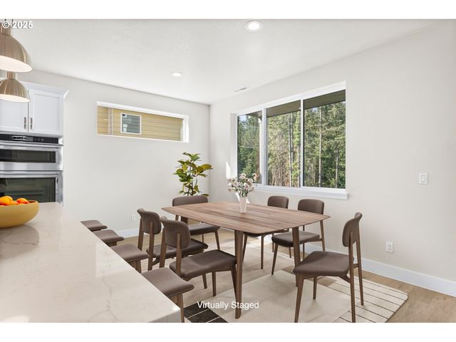 7827 Sw THORNBRIDGE Ter, Beaverton, OR 97007