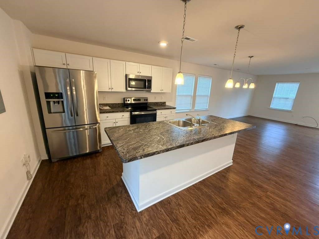 1501 stonewall Manor Dr, Henrico, VA 23228