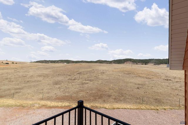 12589 RED DIRT RD, Hot Springs, SD 57747
