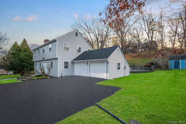 10 Glen Lane, Balmville, NY 12550